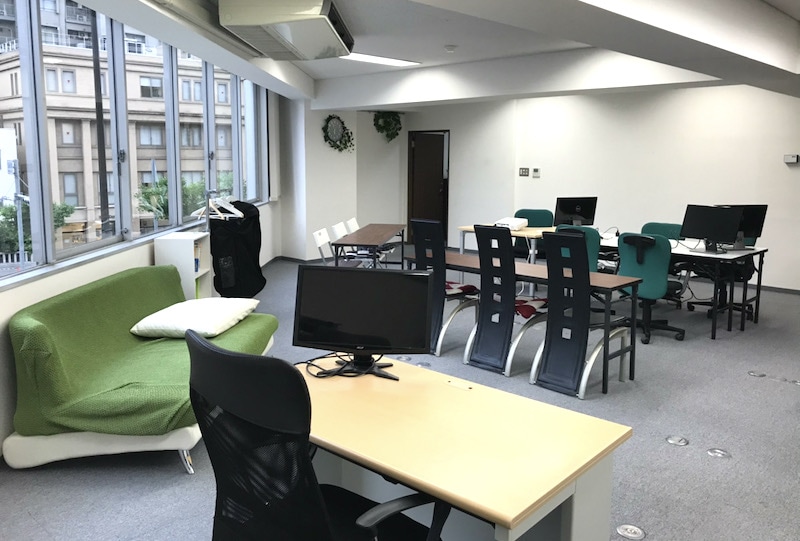 WEBST8 堀江教室内観